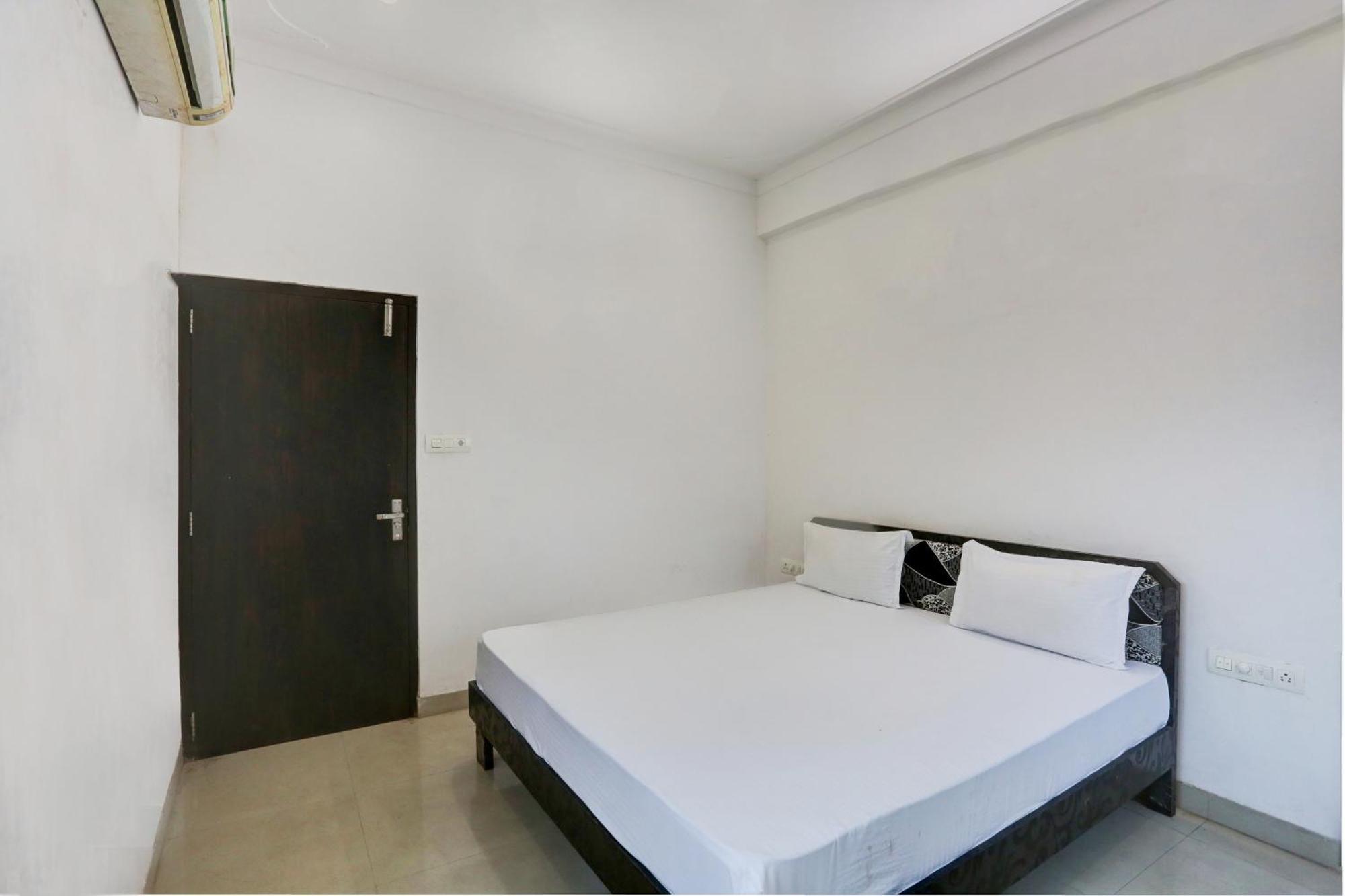Super Hotel O Goverdhan Villa Udaipur Exterior photo