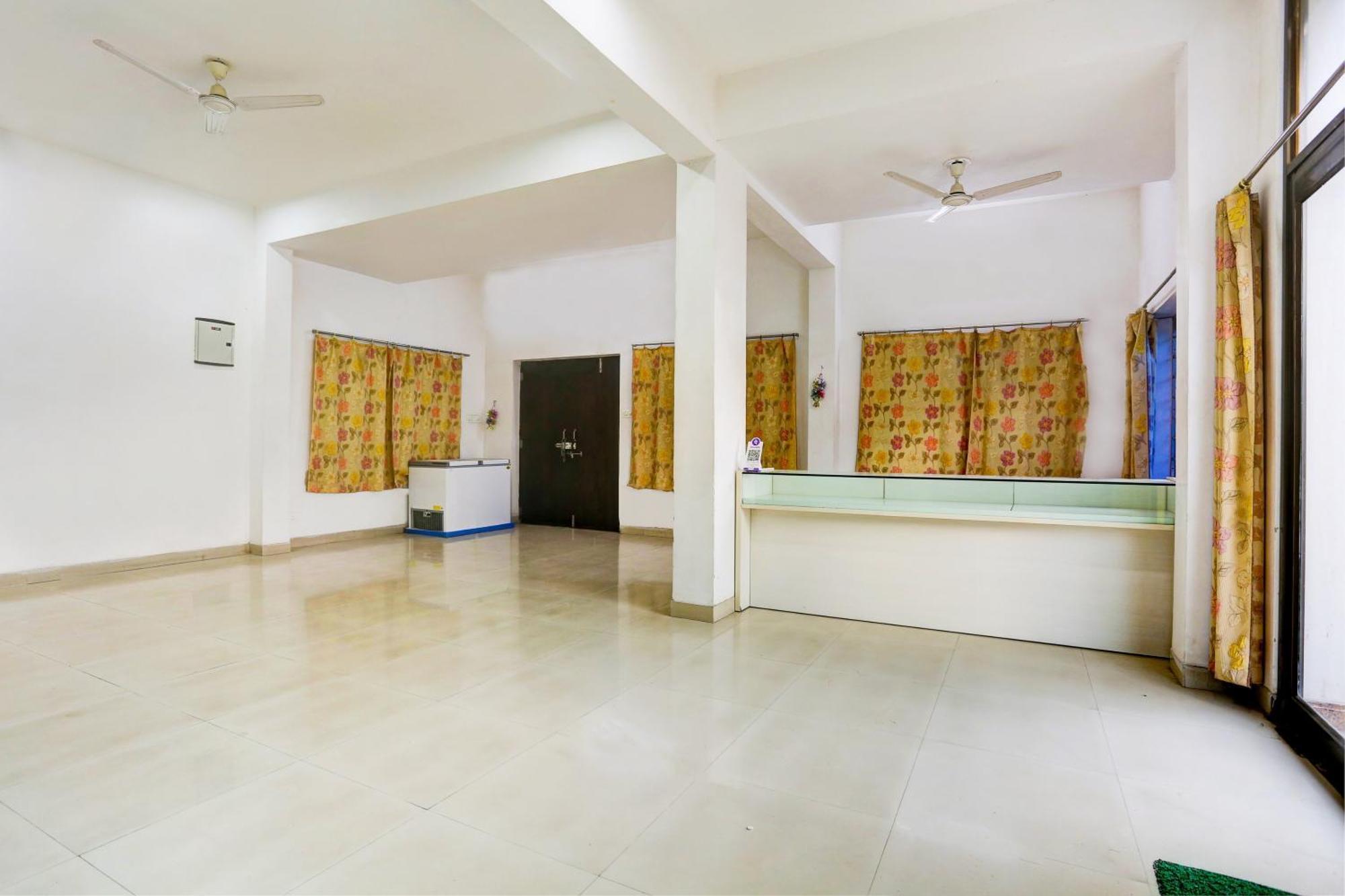 Super Hotel O Goverdhan Villa Udaipur Exterior photo